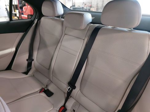 Used 2024 Mercedes-Benz C 300 4MATIC Sedan image 15