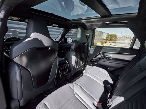 Used 2024 Land Rover Range Rover Sport SV Edition One Carbon Bronze image 38