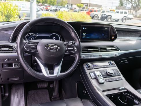 Used 2021 Hyundai Palisade Limited AWD/4WD image 16