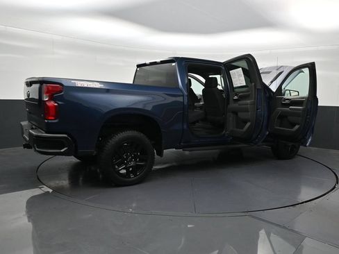Used 2022 Chevrolet Silverado 1500 LT Trail Boss AWD/4WD image 31