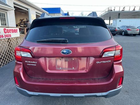 Used 2016 Subaru Outback 2.5i Premium image 6