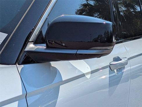 Certified 2025 Jeep Grand Cherokee Summit AWD/4WD image 13