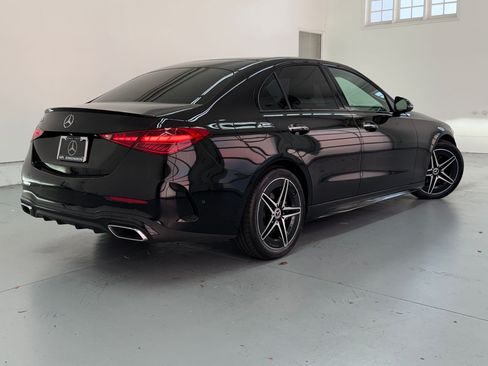 Used 2023 Mercedes-Benz C 300 Sedan image 8