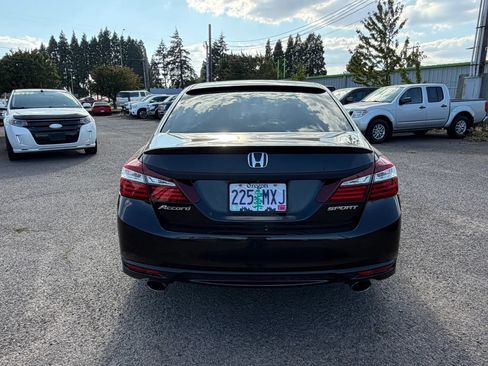 Used 2016 Honda Accord Sport image 4