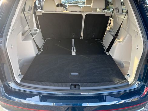 Certified 2022 Volkswagen Atlas SE w/ Black Wheel Package image 27