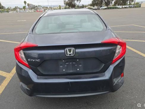 Used 2016 Honda Civic EX image 3