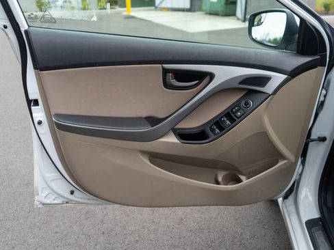 Used 2016 Hyundai Elantra Value Edition FWD image 23
