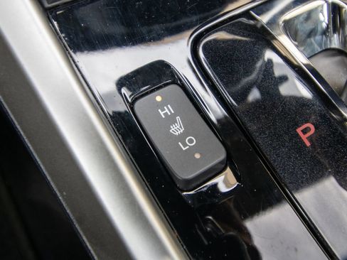 Used 2017 Honda Accord Touring image 30