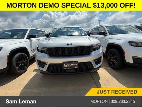 New 2025 Jeep Grand Cherokee Limited w/ Black Appearance Package image 2