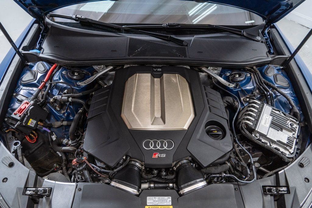 Used 2024 Audi RS 6 performance w/ Matte Carbon Package AWD/4WD image 38
