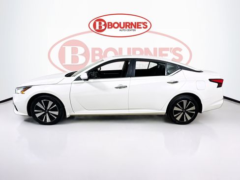 Used 2021 Nissan Altima 2.5 SV w/ SV Premium Package AWD/4WD image 8