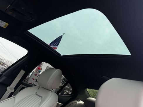 Used 2023 Genesis G70 2.0T w/ Sport Prestige Package image 18