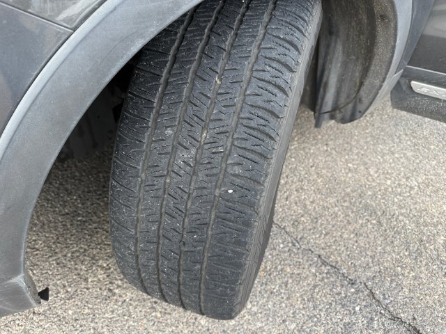 Used 2017 Ford Explorer XLT w/ Equipment Group 201A FWD image 21