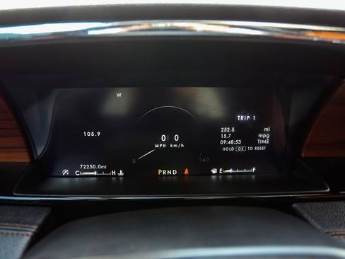 Used 2019 Lincoln Navigator Reserve AWD/4WD image 14