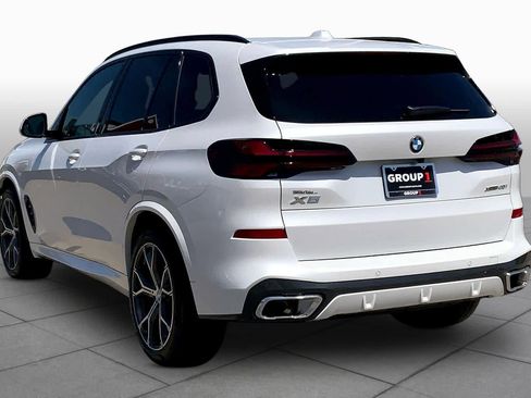 New 2026 BMW X5 xDrive40i w/ M Sport Package image 11