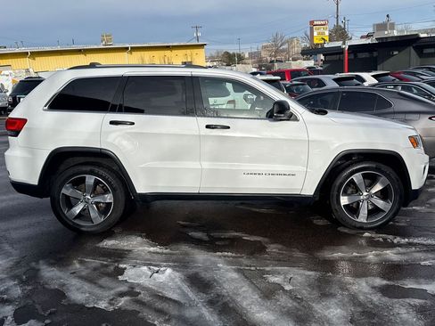 Used 2016 Jeep Grand Cherokee Limited w/ Trailer Tow Group IV image 8