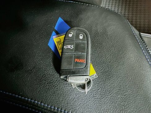 Used 2018 Dodge Challenger SXT RWD image 39