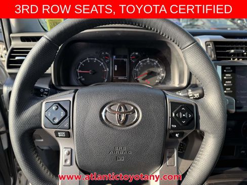 Certified 2024 Toyota 4Runner SR5 AWD/4WD image 33