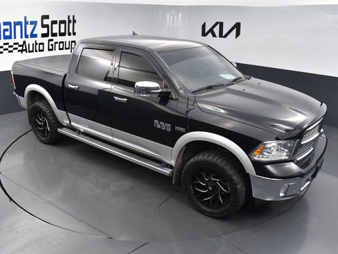 Used 2016 RAM 1500 Laramie w/ Convenience Group AWD/4WD image 15
