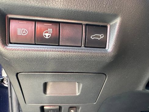 Used 2024 Toyota Grand Highlander AWD image 9