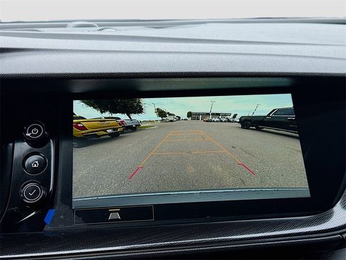 Used 2023 Buick Envision Essence image 16