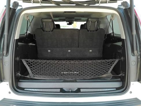 Used 2020 Cadillac Escalade ESV Luxury AWD/4WD image 24