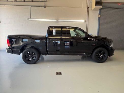 Used 2019 RAM 1500 Express w/ Wheel & Sound Group AWD/4WD image 6