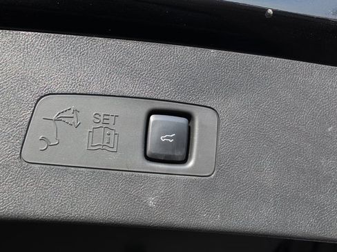 Certified 2023 Lincoln Corsair AWD w/ Equipment Group 101A image 6