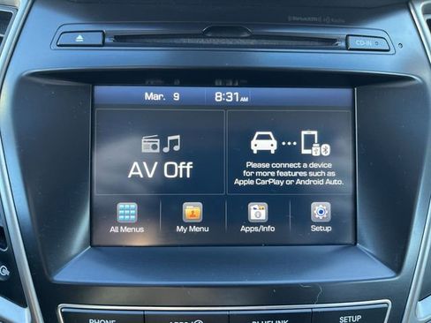 Used 2018 Hyundai Santa Fe SE w/ Cargo Package image 14