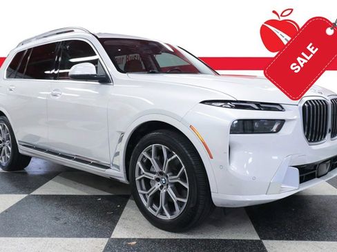 Used 2024 BMW X7 xDrive40i w/ Premium Package AWD/4WD image 1