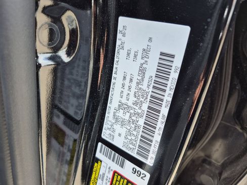 Used 2025 Toyota Tacoma SR5 AWD/4WD image 25