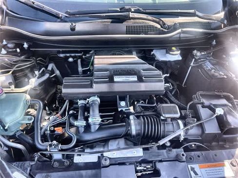 Certified 2019 Honda CR-V Touring image 10
