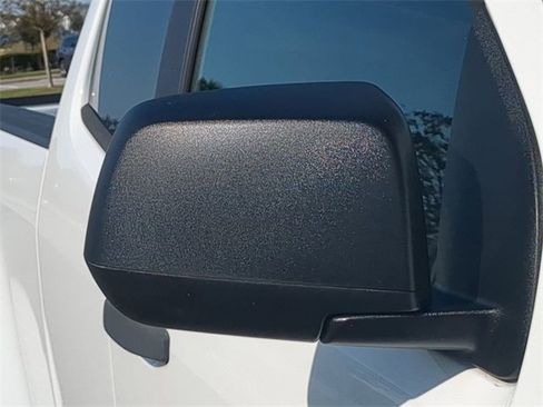 Used 2015 Chevrolet Colorado W/T image 12