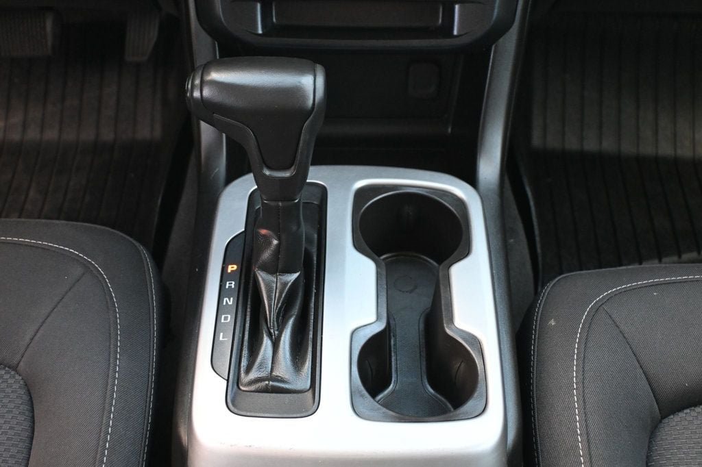 Used 2019 Chevrolet Colorado LT w/ LT Convenience Package RWD image 14