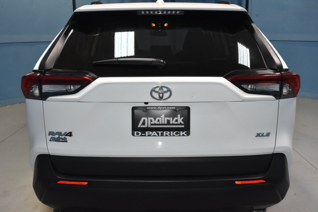 Used 2020 Toyota RAV4 XLE FWD image 28