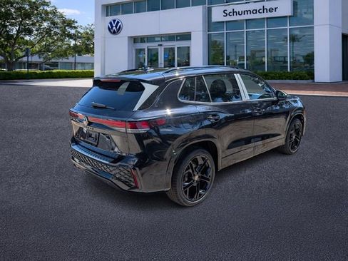 New 2026 Volkswagen Tiguan SE R-Line FWD image 7