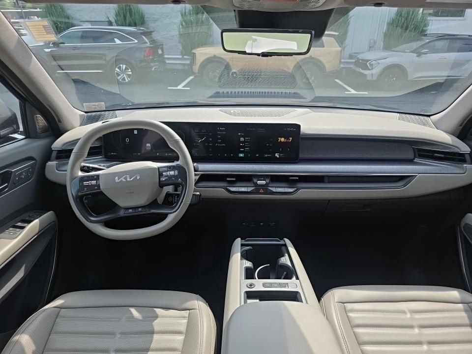 Used 2024 Kia EV9 Land AWD/4WD image 21