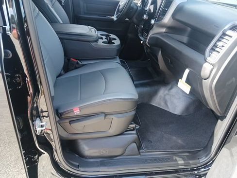 New 2026 RAM 2500 Tradesman AWD/4WD image 28