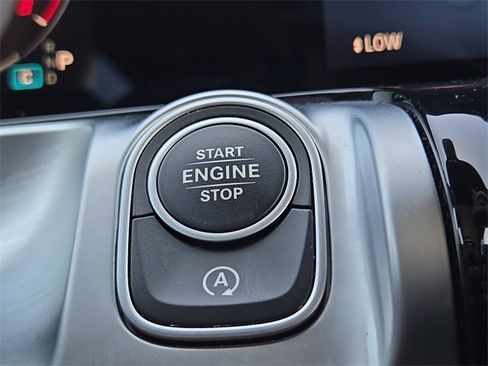 New 2024 Mercedes-Benz GLB 250 4MATIC image 12