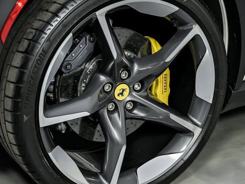 Used 2025 Ferrari Purosangue image 16