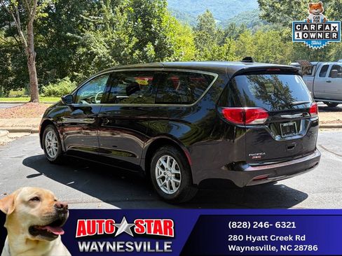 Used 2017 Chrysler Pacifica LX FWD image 5