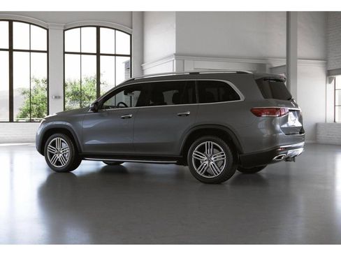 Used 2023 Mercedes-Benz GLS 450 4MATIC image 32