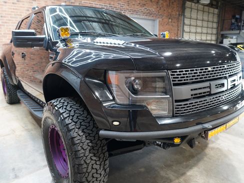 Used 2013 Ford F150 Raptor w/ Luxury Equipment Group image 37