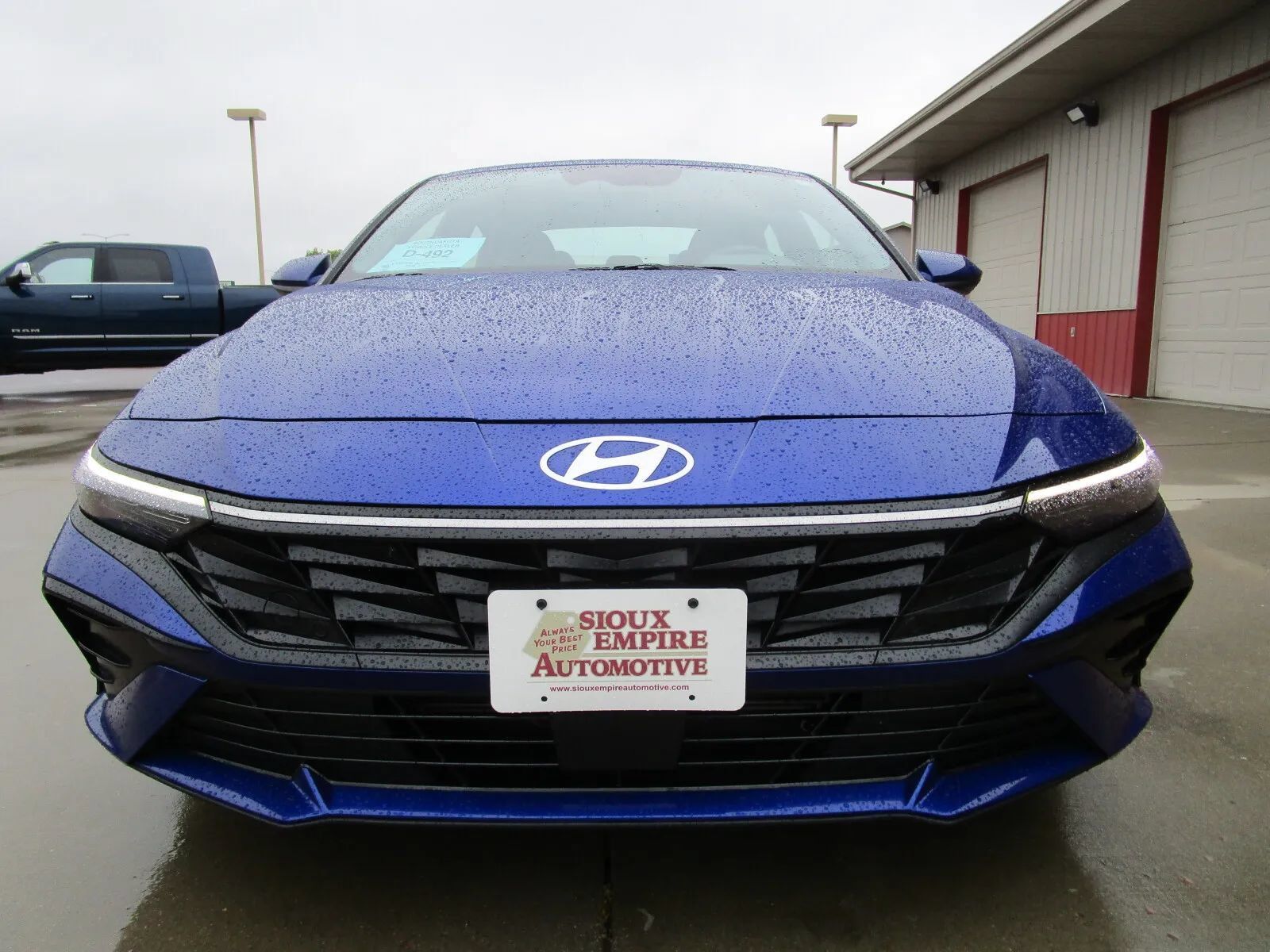 Used 2025 Hyundai Elantra SEL FWD image 4
