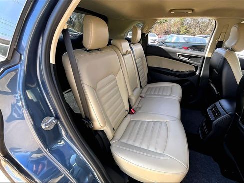Used 2018 Ford Edge SEL w/ Equipment Group 201A image 19