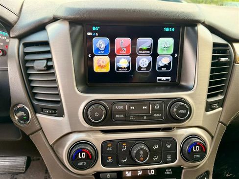 Used 2017 GMC Yukon XL Denali w/ Open Road Package AWD/4WD image 25