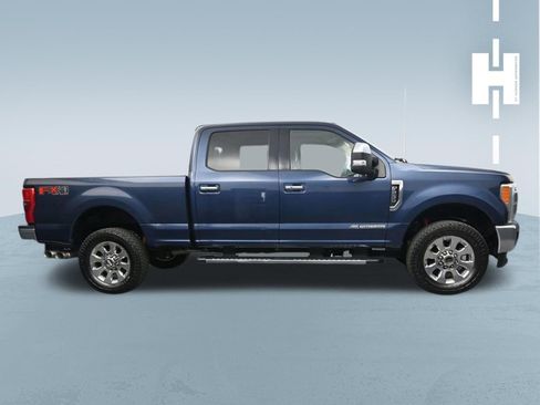 Used 2017 Ford F250 Lariat w/ Lariat Ultimate Package image 3