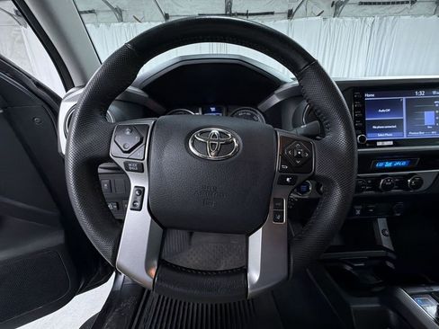 Certified 2023 Toyota Tacoma SR5 AWD/4WD image 15