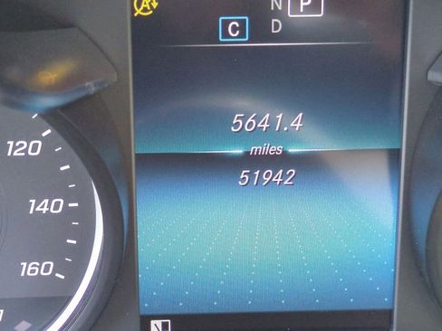 Used 2021 Mercedes-Benz GLC 300 GLC 300 image 10