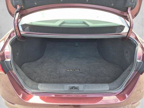 Used 2024 Nissan Sentra SV FWD image 6